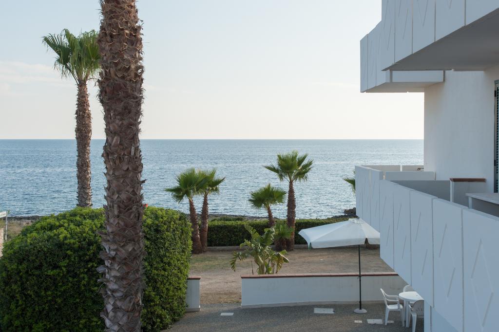 Blu Side Hotel & Residence Torre San Giovanni Ugento Esterno foto